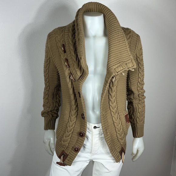 MAKOBI SWEATER - Picture 3 of 8